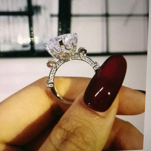 Vintage design. Gorgeous 925 sterling ring 🎁 - Picture 3 of 5